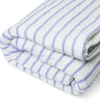 The coverlet can be made in a size you need. For custom size or pattern feel free to contact Amore Beauté.