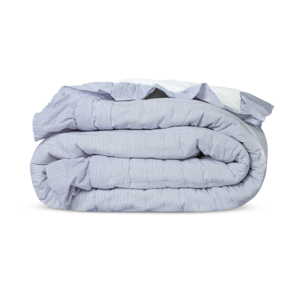 Pick stitch cotton quilt with striped design, sleep-friendly cotton bedding. Year round cotton comforter.